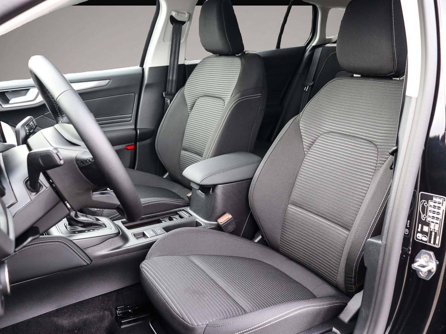 Bild 6 Ford Focus Turnier Titanium X 155PS Aut. Winter FAP P