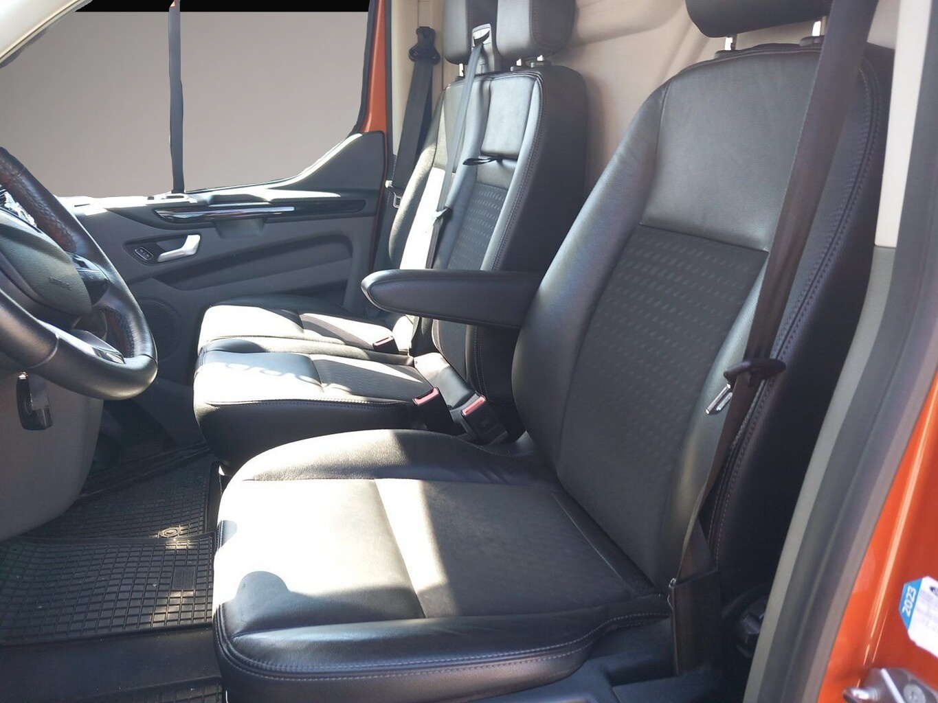 Bild 6 Ford Transit Custom 2.0 TDCI 185 Sport 310 L1 AHK Kam