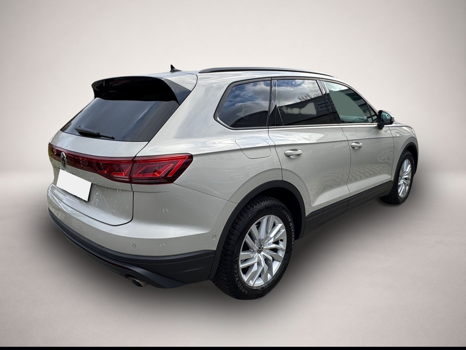 Bild 5 Volkswagen Touareg 3.0 TDI Tiptr. 4M *AHK*Luft*LED*