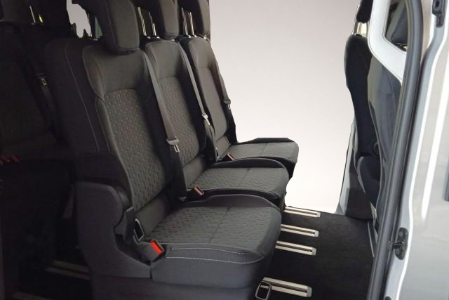 Bild 2 Ford Tourneo Custom 320 L2 BUS 2.0 TDCi 125kW 8Gg-Aut Titanium