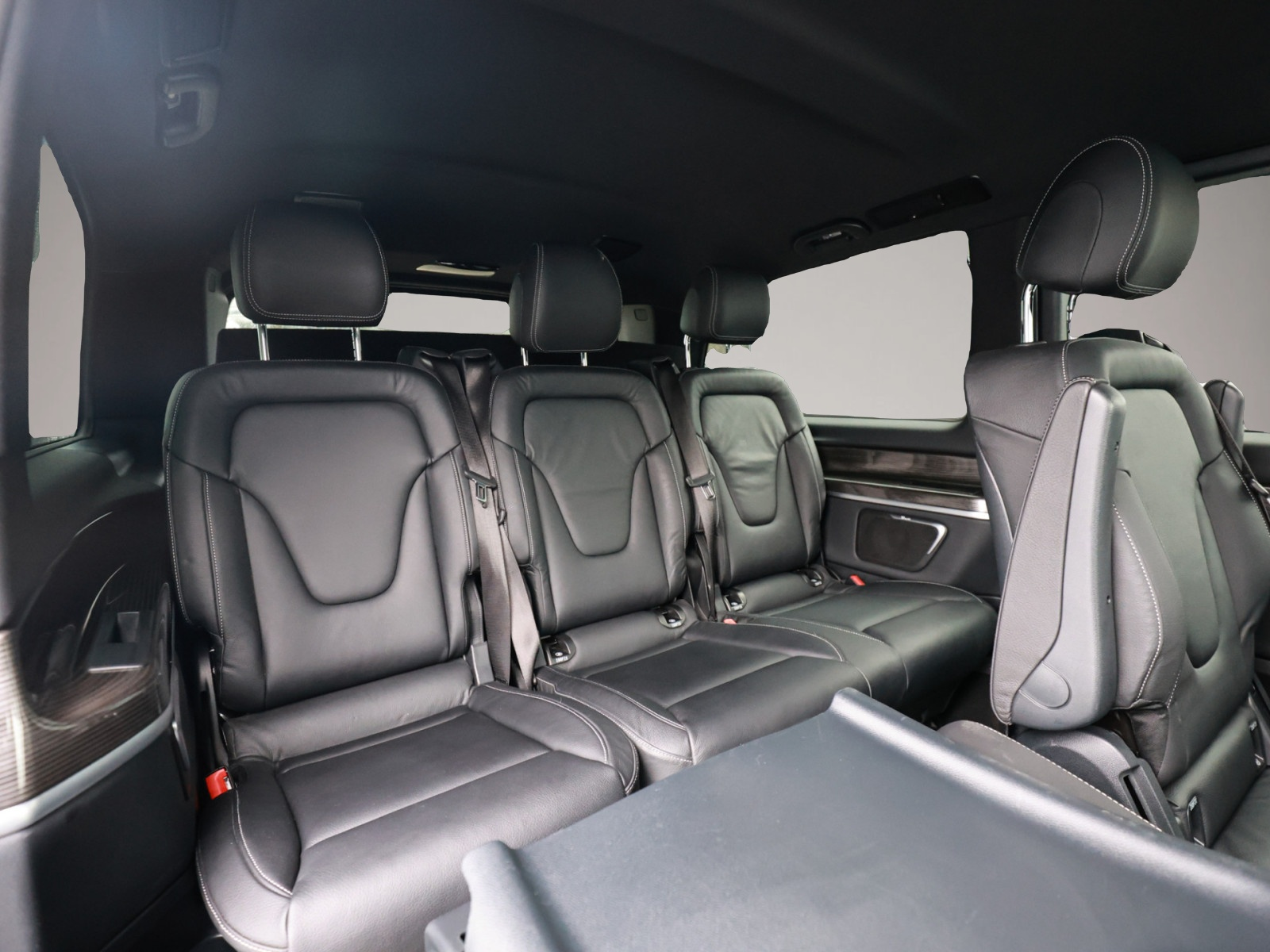 Bild 4 Mercedes-Benz EQV 300