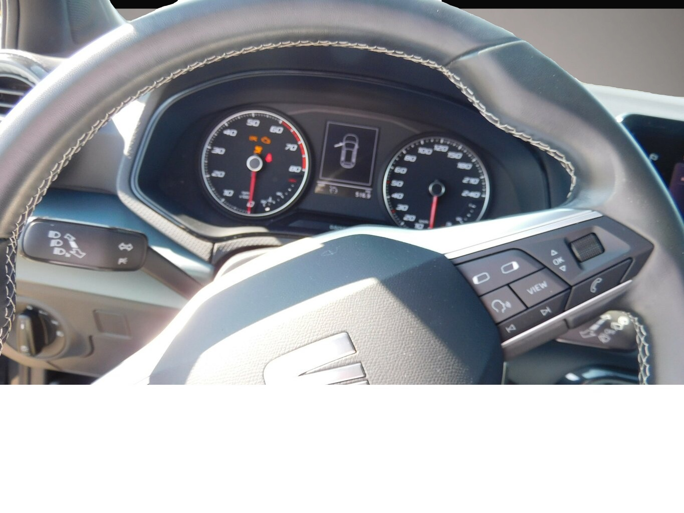 Bild 6 Seat Arona 1.0 X-Perience TSI BMT Navi Klima Alu...