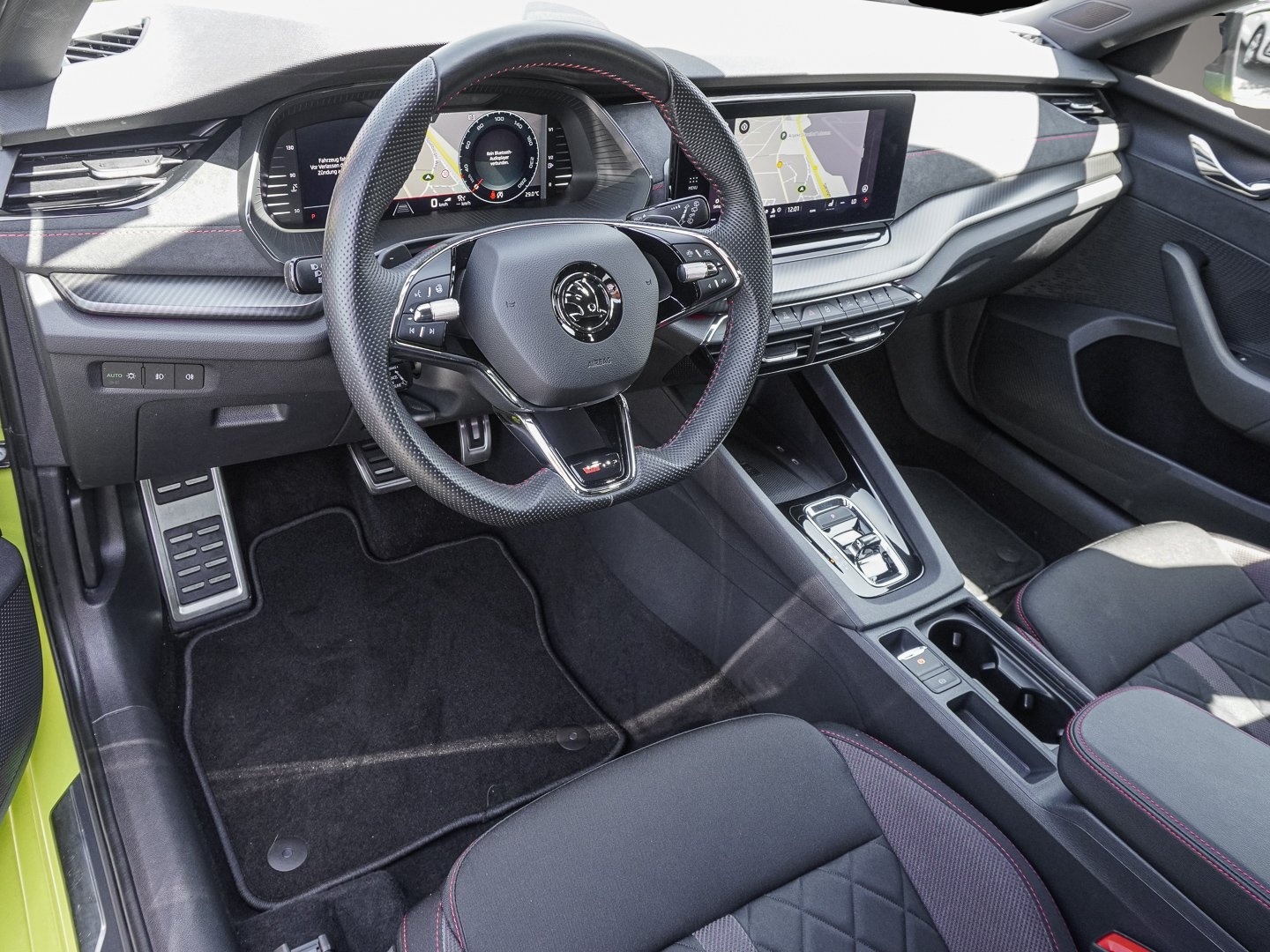 Fotografie 7 des Skoda Octavia Combi RS 2.0 TSI DSG