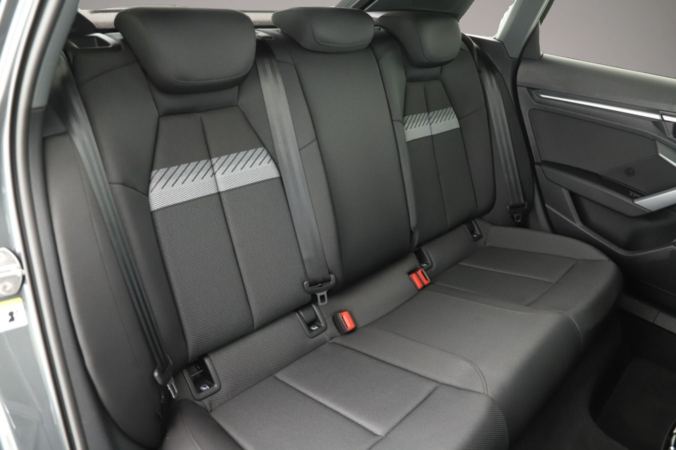 Bild 5 Audi A3 Sportback TDI S tronic S line MMI*/Assistenz/