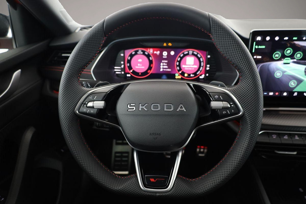 Skoda Octavia Octavia Combi RS 2.0 TSI DSG, Pano, AHK, Navi, M - Thumbnail 6