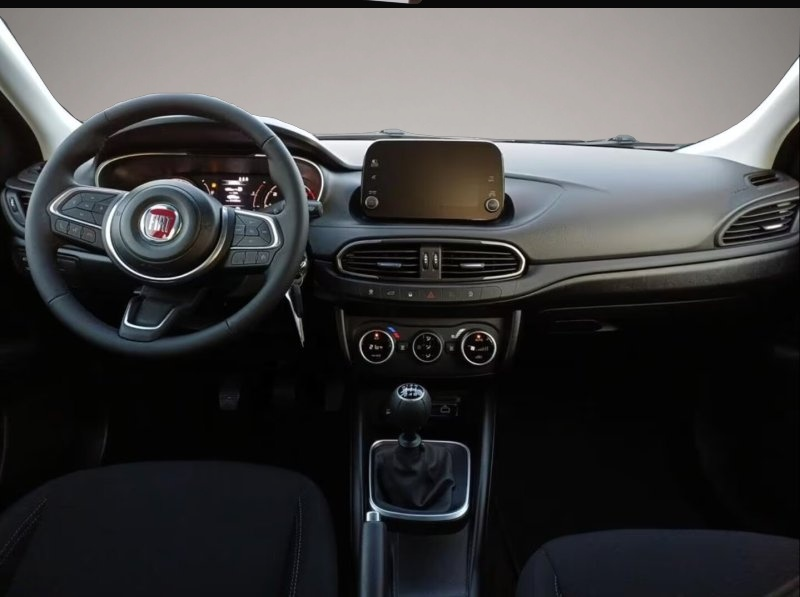Fotografie des Fiat Tipo 1.6 M-Jet Diesel Urban Klimaauto PDC RFK