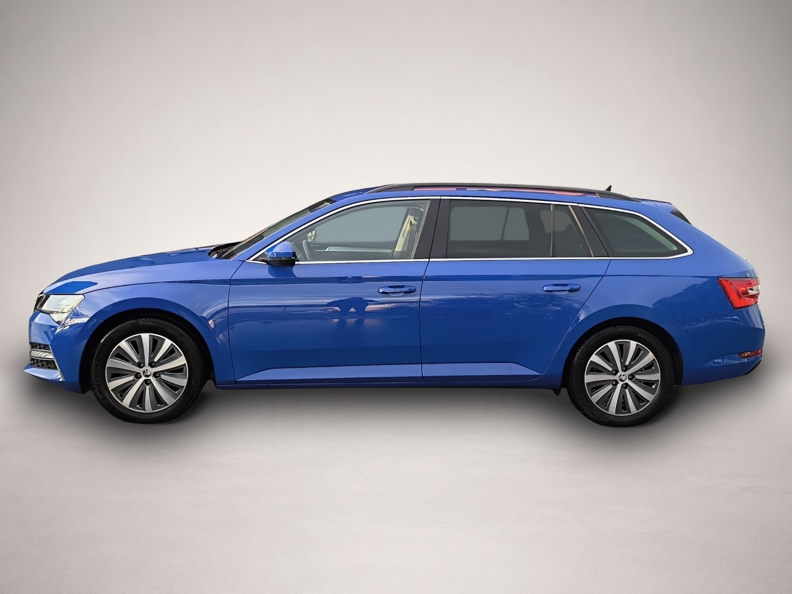 Bild 4 Skoda Superb Combi 1.4 electric/TSI Ambition iV NAVI S