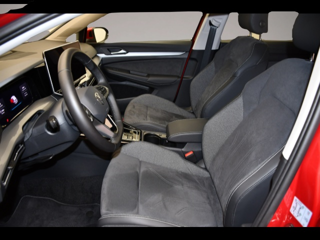 Bild 3 Volkswagen Golf 8 VIII 1.5 eTSI Hybrid DSG Style Matrix/Pan