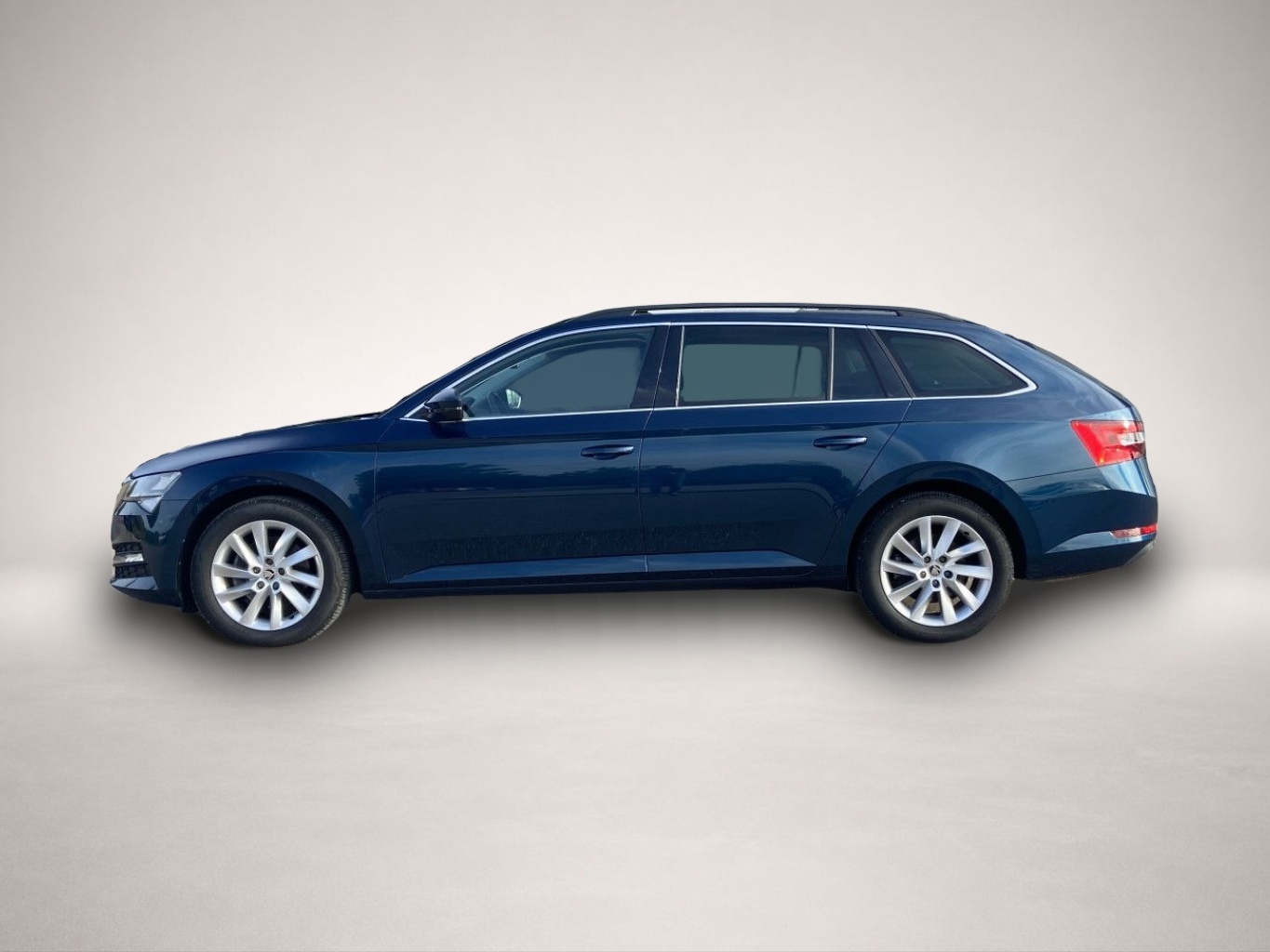 Bild 2 Skoda Superb Combi 2.0 TDI DSG 4x4 NAVI+LED+SMART-LINK