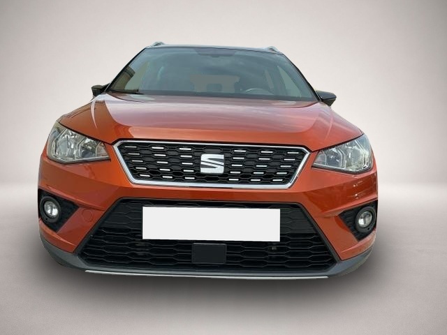 Fotografie 2 des Seat Arona Xcellence AHK 70 kW (95 PS), Schalt. 5-Gang