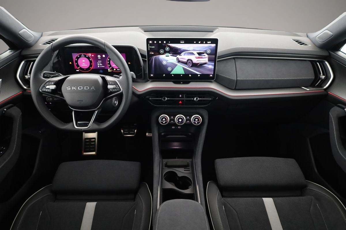 Skoda Kodiaq Kodiaq 2.0 TSI DSG 4x4 Sportline, AHK, Navi, Mat - Thumbnail 5