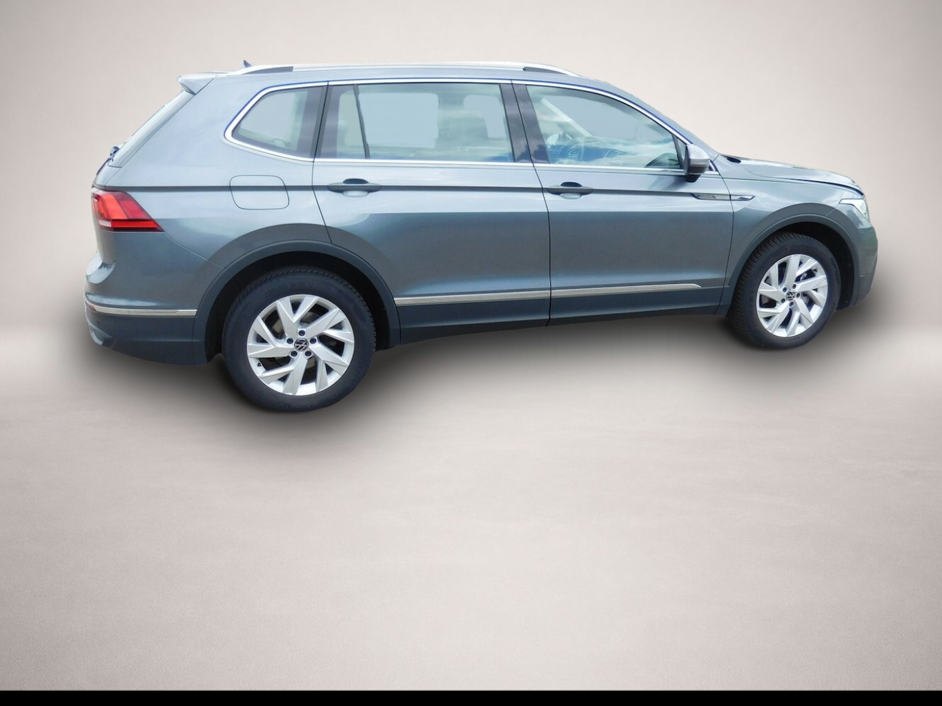 Fotografie 3 des Volkswagen Tiguan Allspace 1.5 TSI Life 7 Sitze Navi DSG...