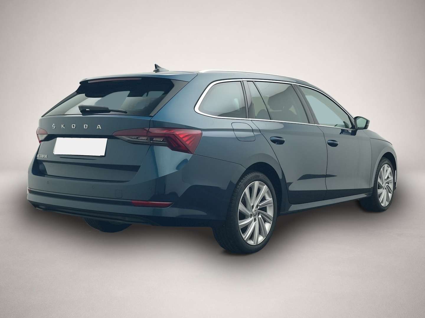 Bild 5 Skoda Octavia Combi 2.0 TDI DSG Style AHK NAVI HUD LED