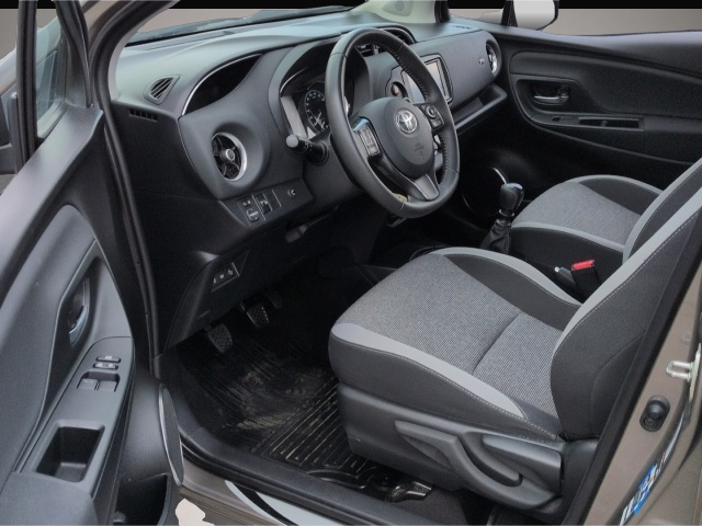Bild 5 Toyota Yaris Y20 1.5*R-Kam SHZ VKZ-Erk Fernlichtass Alu