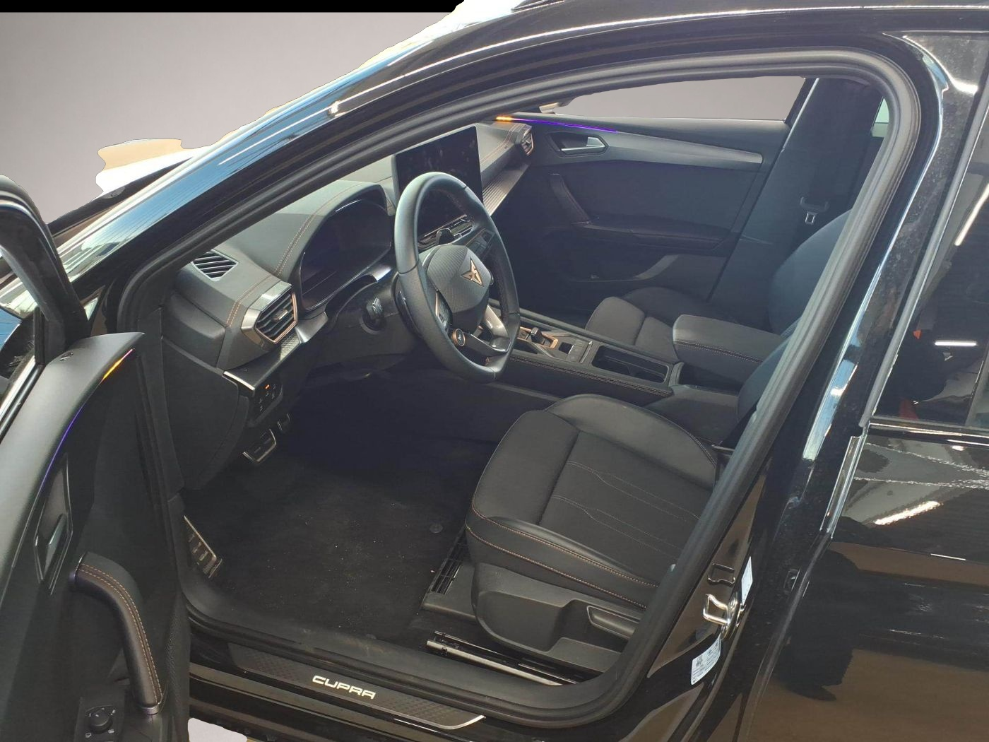 Bild 3 Cupra Leon SP 1.5 eTSI DSG ab 267.- EUR mtl. 1000.- An