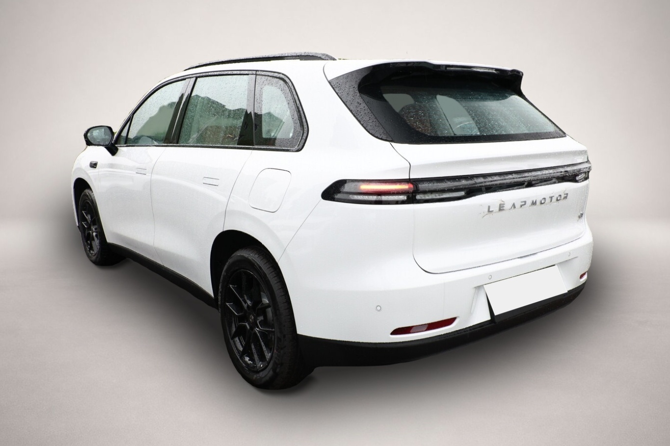 Bild 4 Leapmotor C10 BEV 81,9kWh Design ProMax AWD Pano 4J.Gar.