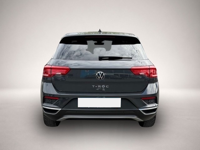 Bild 4 Volkswagen T-Roc 1.5 TSI DSG Active AHK,PDC v+h,ACC
