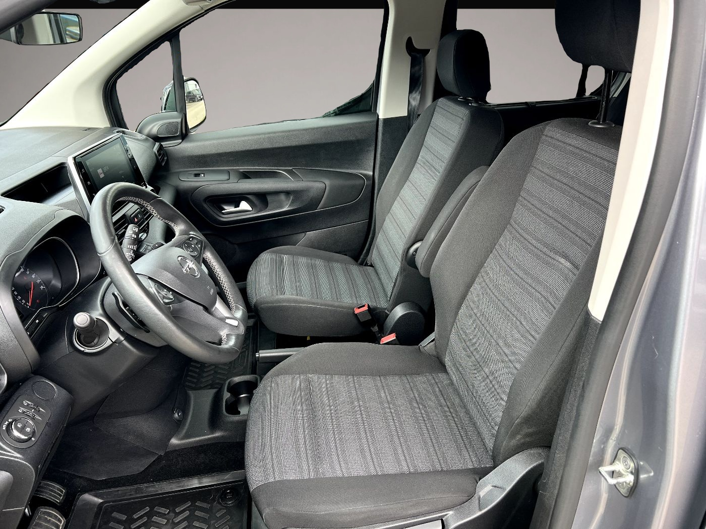 Bild 5 Opel Combo Life E 1.5 D Ultimate N1 *Rollstuhl - Kran