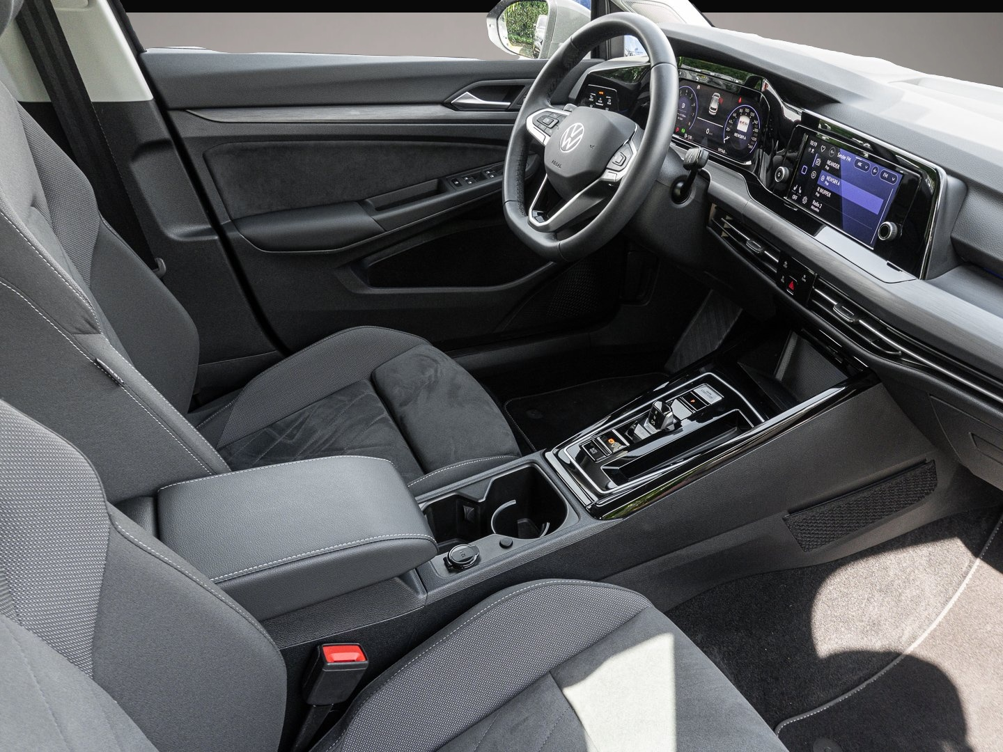 Bild 6 Volkswagen Golf 2.0 TSI DSG Style