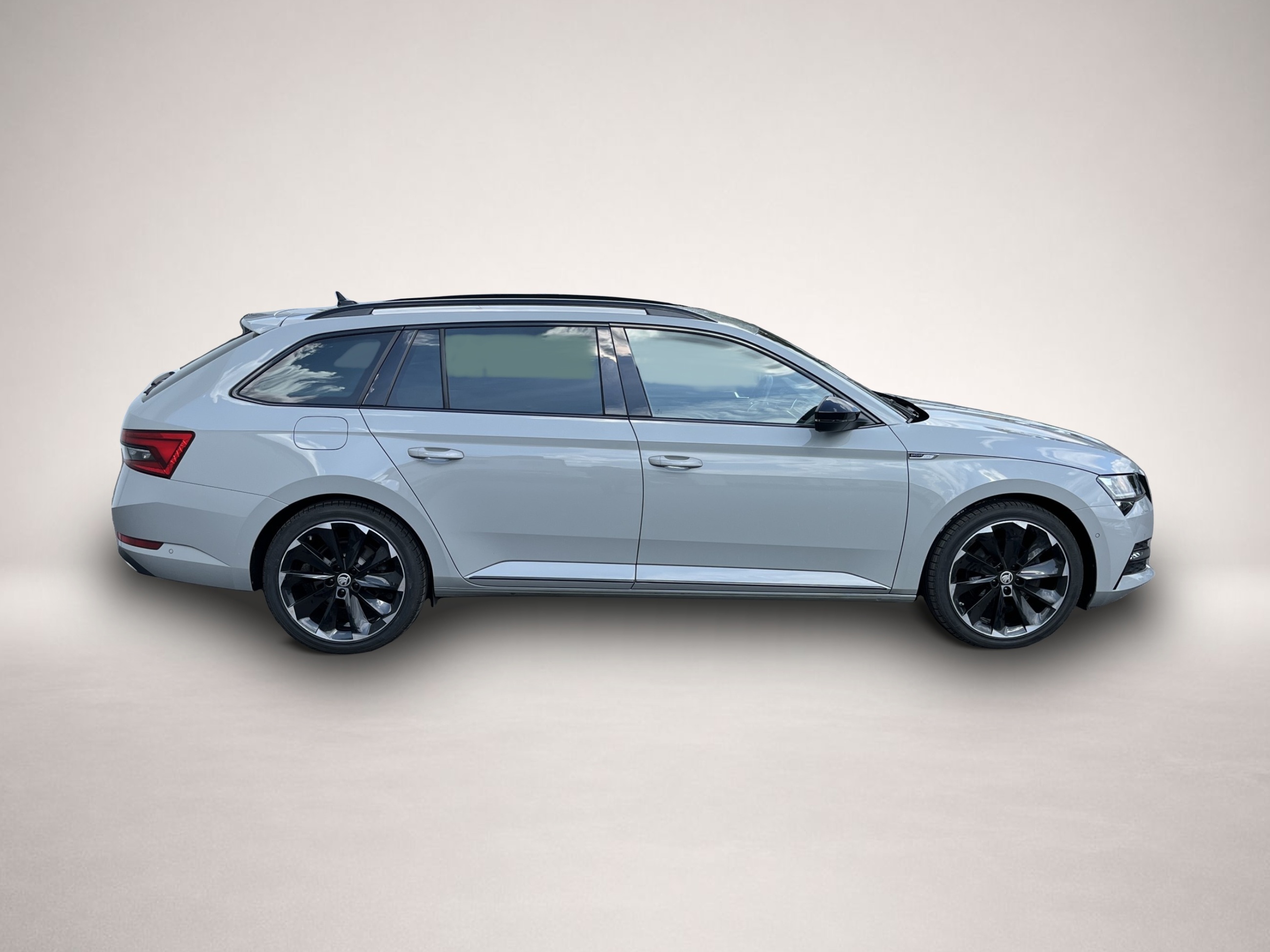 Bild 5 Skoda Superb Combi 2.0 TDI DSG 4X4 Sportline 213¤ m.20