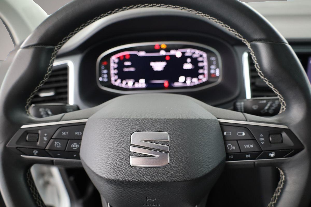 Bild 6 Seat Ateca 1.5 TSI DSG Style, LED, Navi, AreaView, AC