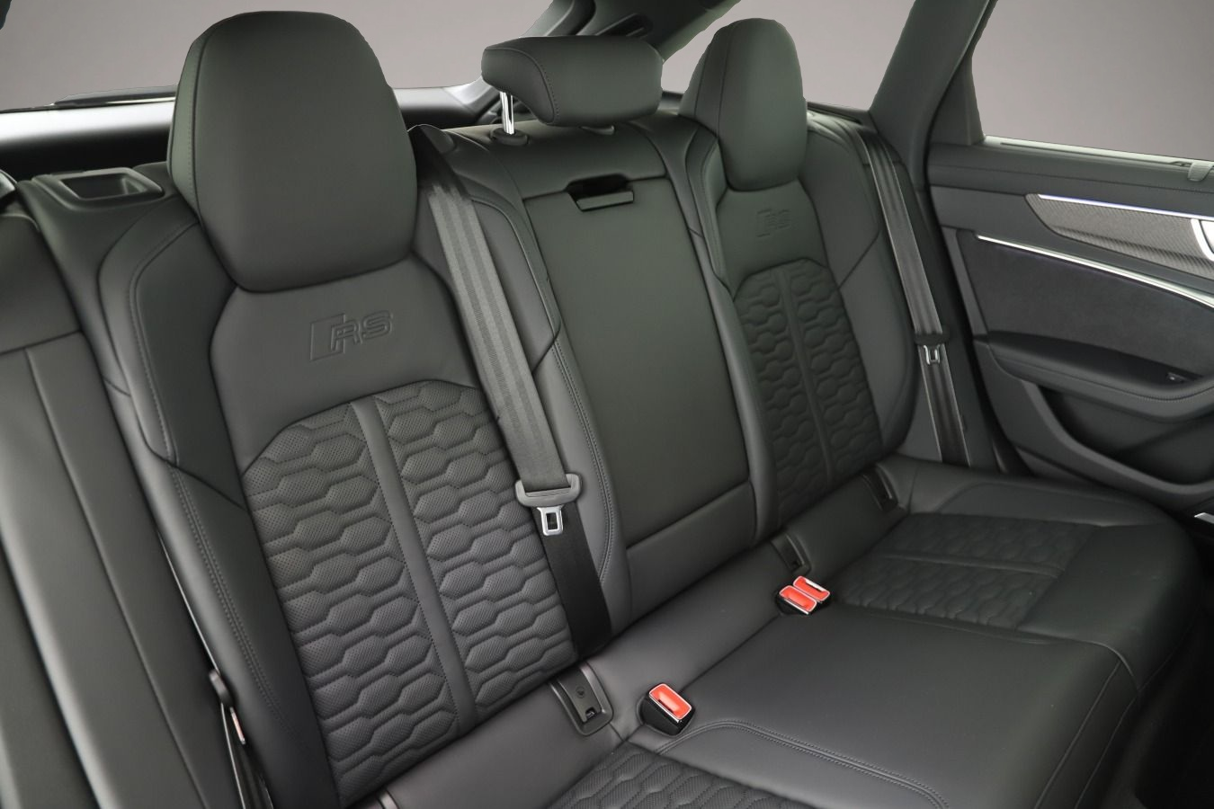 Fotografie 5 des Audi RS6 RS 6 Avant 4.0 TFSI Q Tip. LED/ACC/HuD/Standhzg.