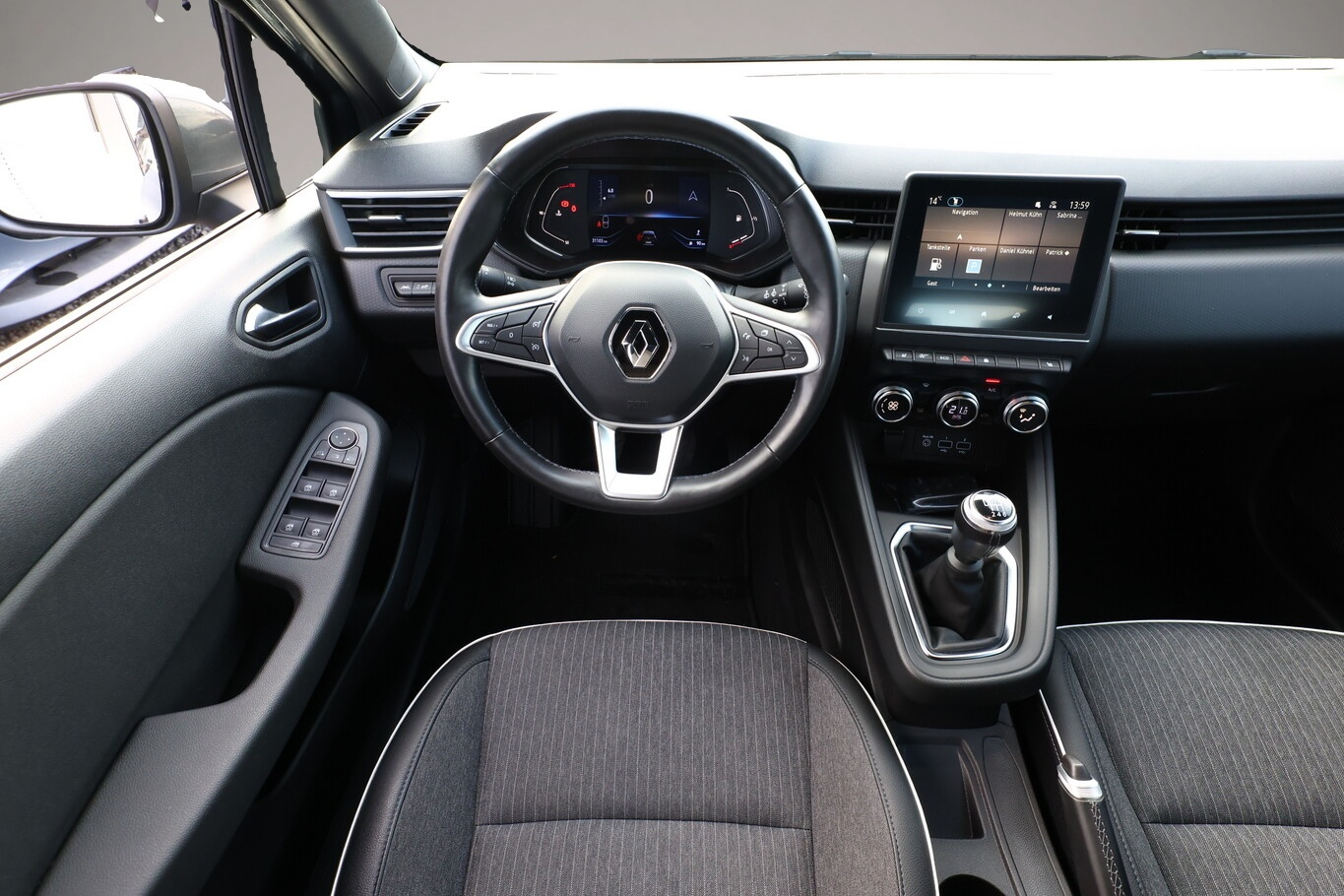 Bild 6 Renault Clio V TCe 90 Intens Nav SHZ PDC Temp KeyL LM16Z