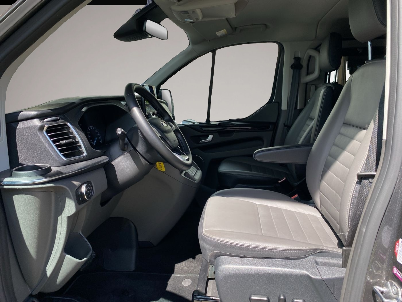 Bild 7 Ford Other Tourneo Custom Kombi Titanium Bi-Xenon