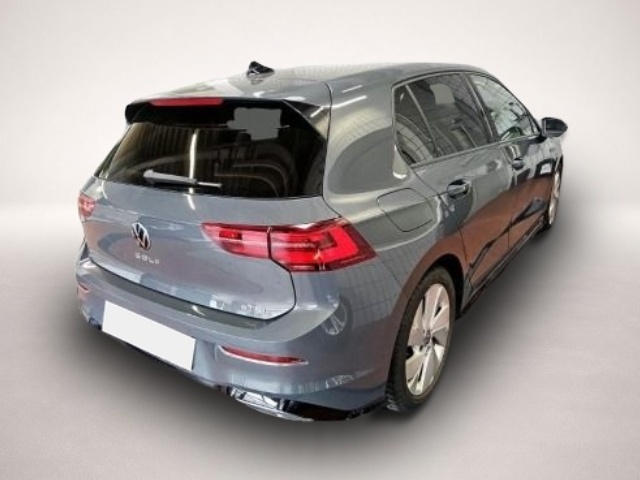 Fotografie 2 des Volkswagen Golf 8 VIII 1.5 eTSI DSG R-Line IQ.Light/ACC/Har