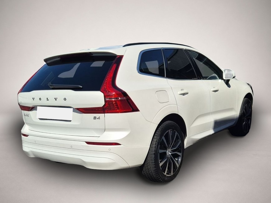 Bild 2 Volvo XC60 B4 B Core STDHZ*BLIS*LICHT-PAKET-AHZV