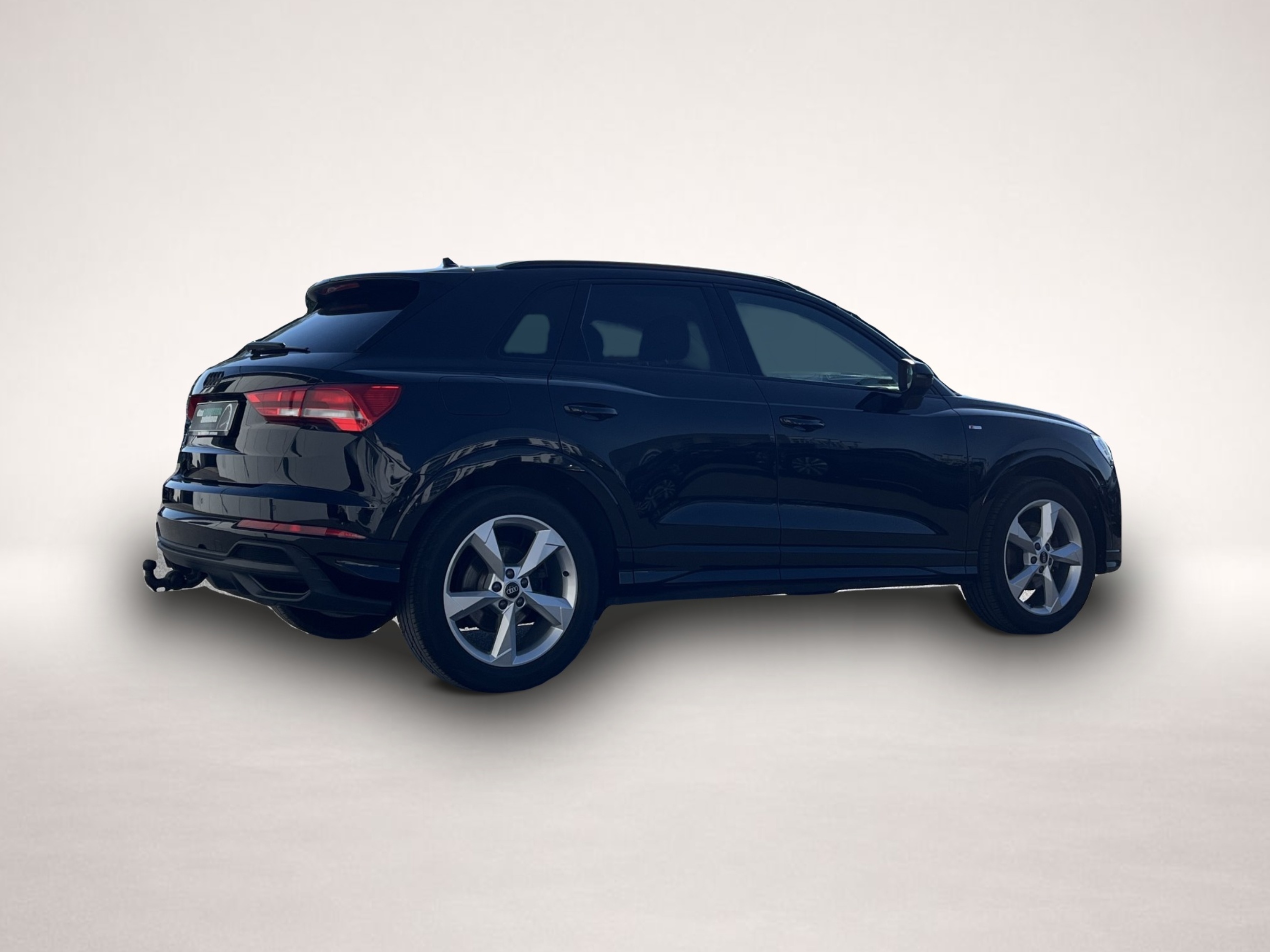 Bild 6 Audi Q3 35 1.5 TFSI S line 175¤ m.20% Anz. AHK Navi e