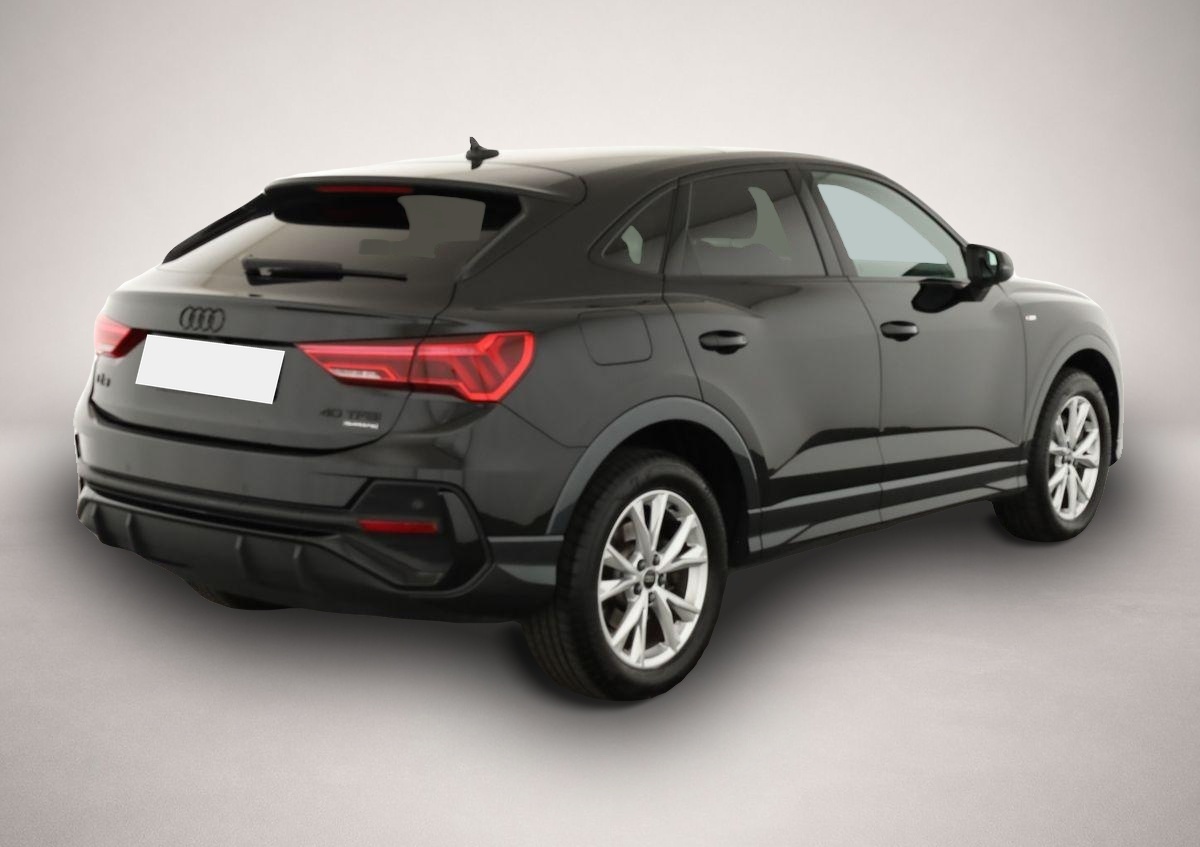 Bild 3 Audi quattro Q3 Sportback 40 TFSI quattro S-LINE, Black, Matr