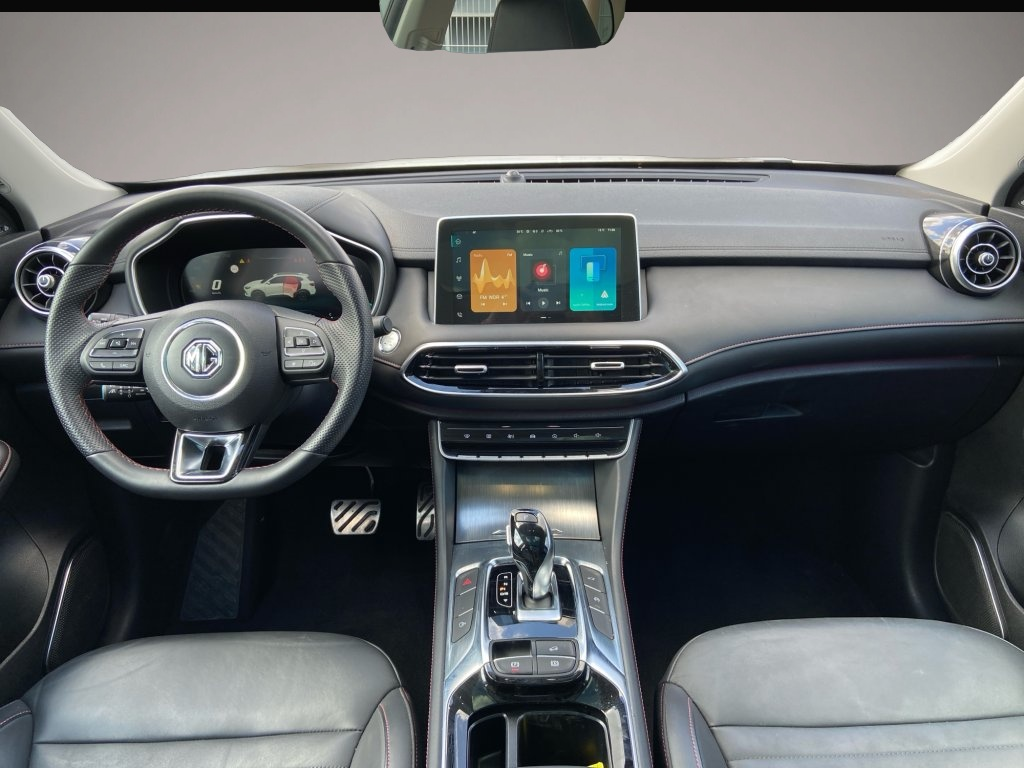 Bild 5 MG HS Luxury Automatik
