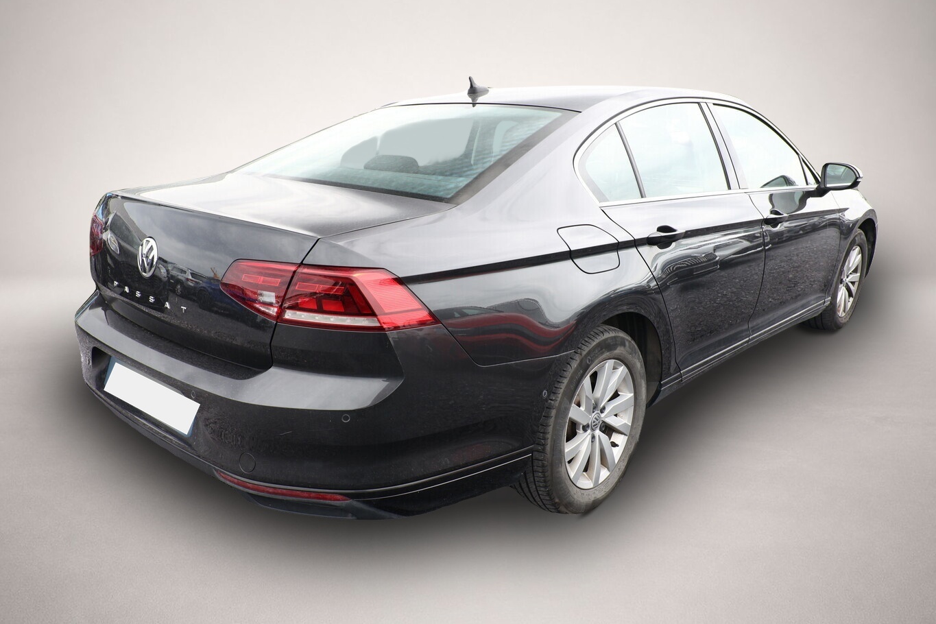 Bild 3 Volkswagen Passat 1.6 TDI 120 DSG Business LED Nav ACC Kam