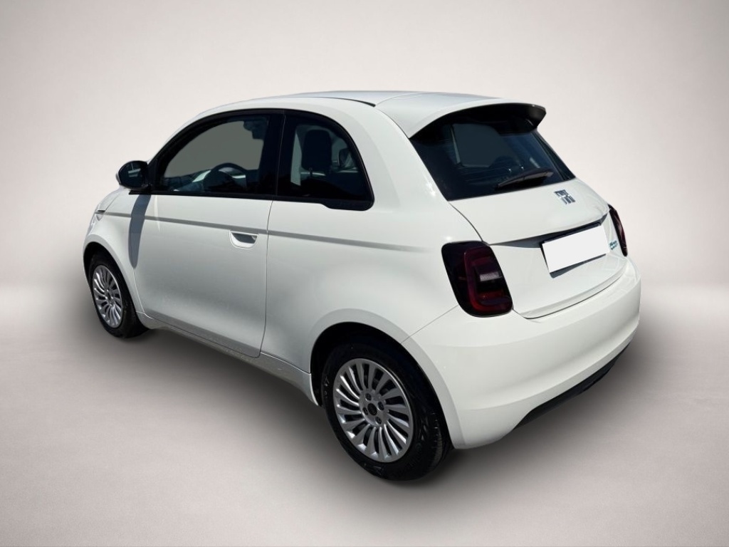 Bild 4 Fiat 500e 42kWh