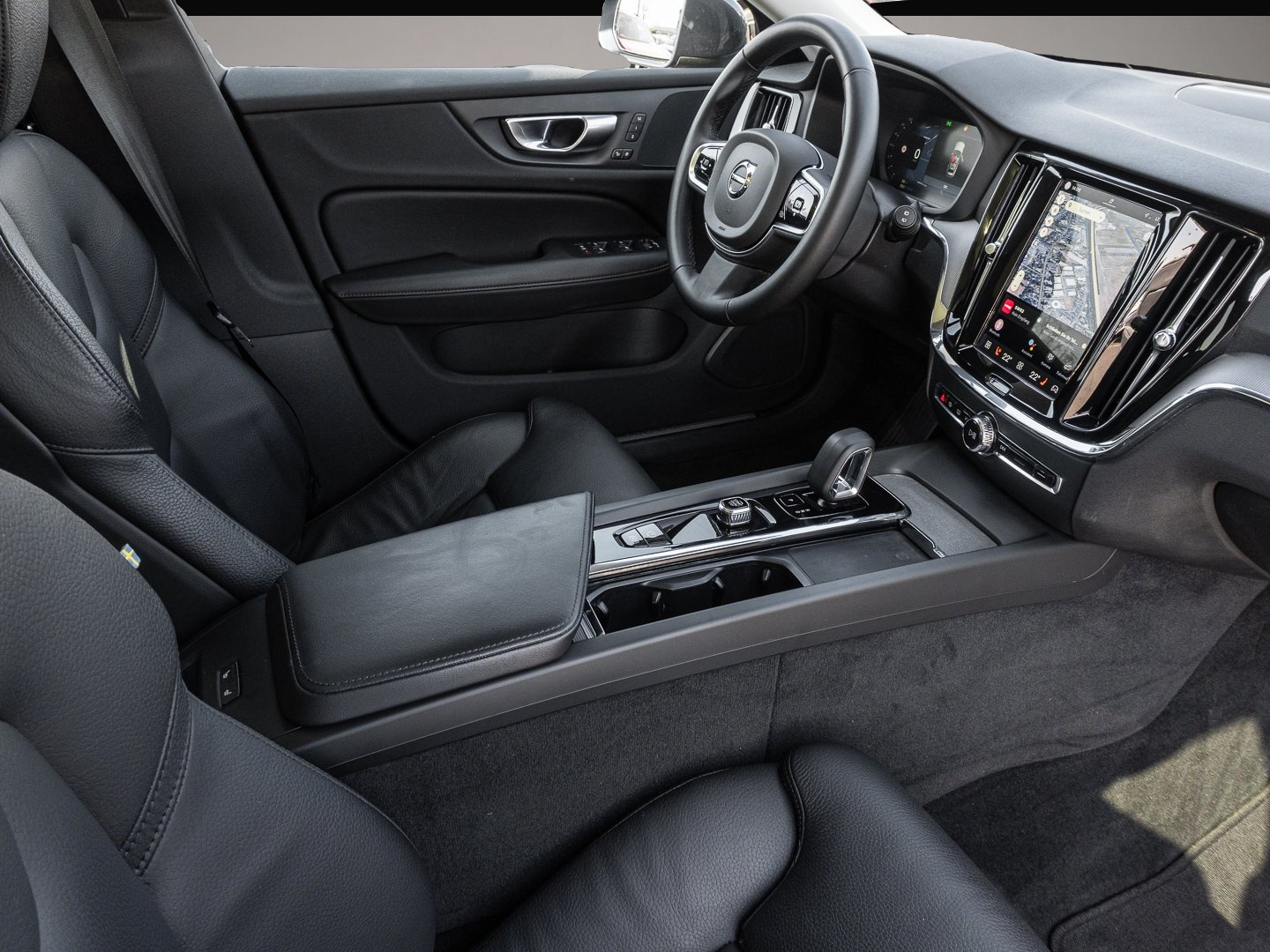 Bild 6 Volvo V60 Cross Country B4 (Diesel) AWD Plus Pano LED