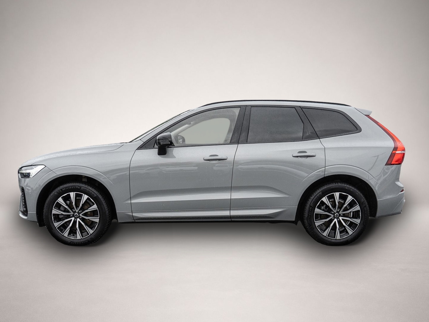 Bild 4 Volvo XC60 B4 (Diesel) 2WD Plus Dark AHK LED