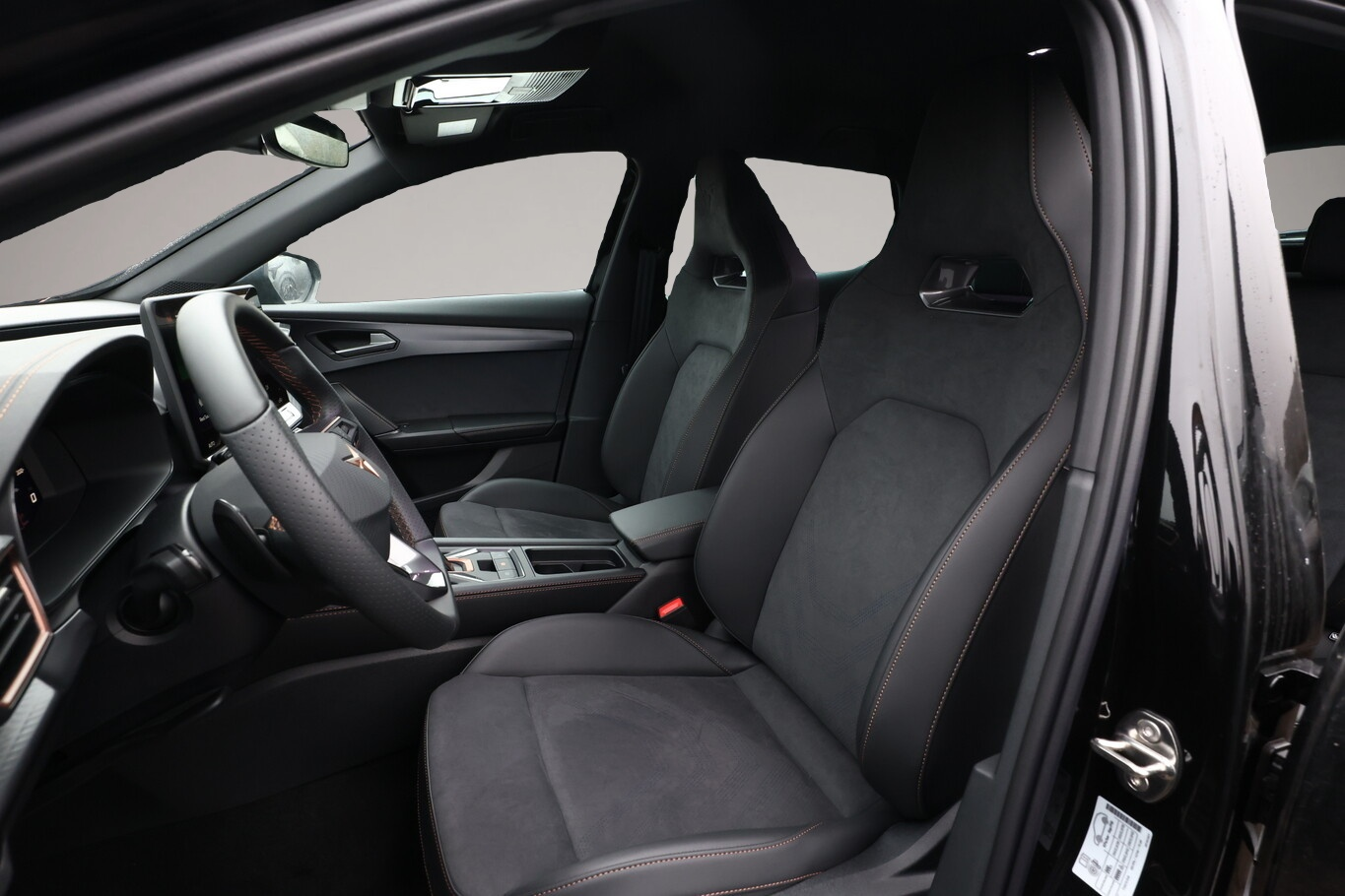 Bild 5 Cupra Formentor DSG Matrix DCC 19Z Dinamica SHZ EdgeP