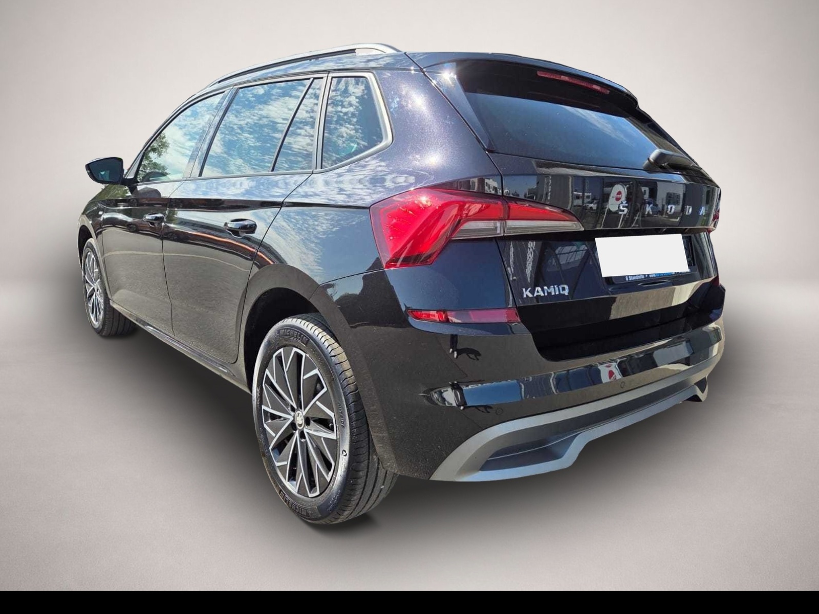 Bild 2 Skoda Kamiq TSI 1.0 Drive 125 NAV KAM PDC Sitzh. LM