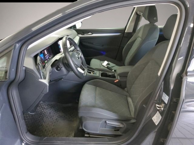 Bild 3 Volkswagen Golf VIII 1.0 eTSI DSG Life *AHK*App-Connect*LED