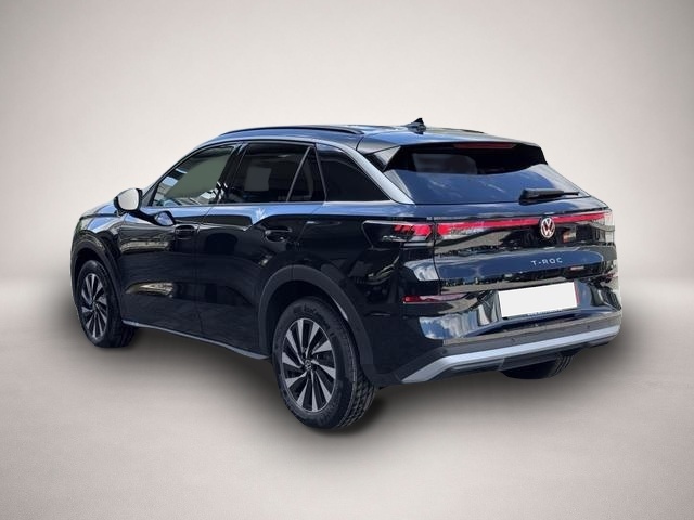 Bild 4 Volkswagen T-Roc 1,5 eTSI DSG LIFE LED Plus Anhängerkupplu.
