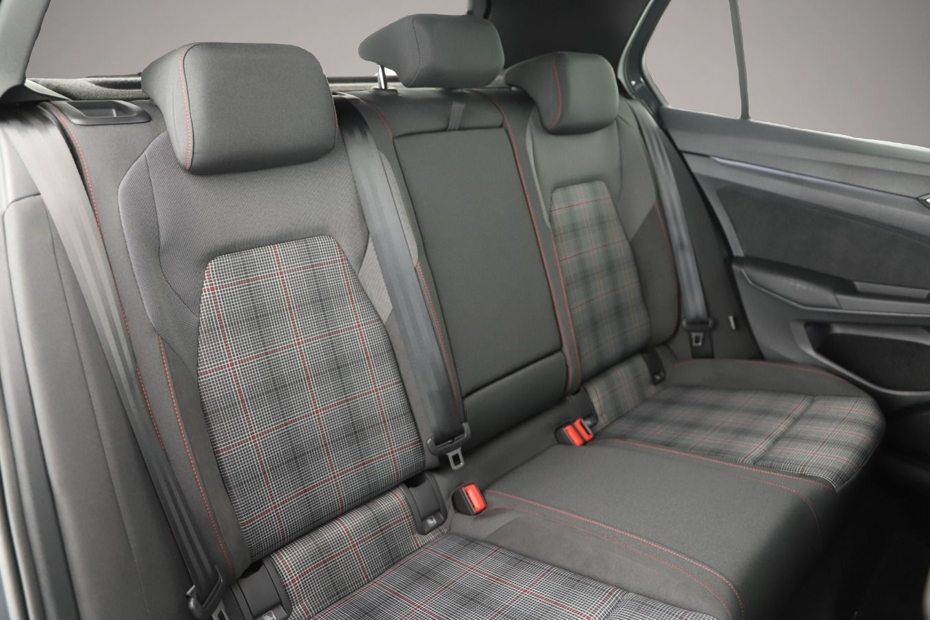 Bild 5 Volkswagen Golf 8 VIII GTI 2.0 DSG IQ.Light/ACC/HuD/Kamera/