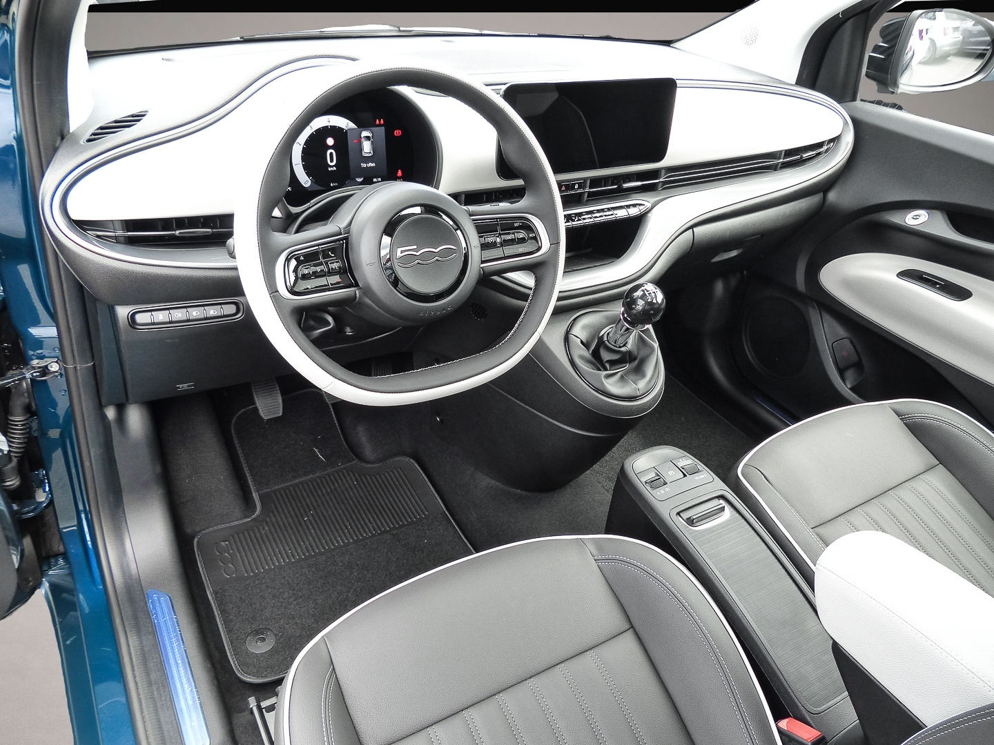 Bild 4 Fiat 500 Hybrid 48 kW La Prima Navi LED Apple CarPlay
