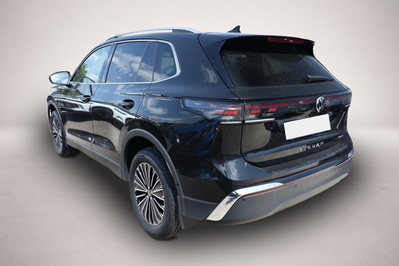 Bild 4 Volkswagen Tiguan Eleg. 4M Nav DCC+ LED+ SHZ eHk KeyL ParkA