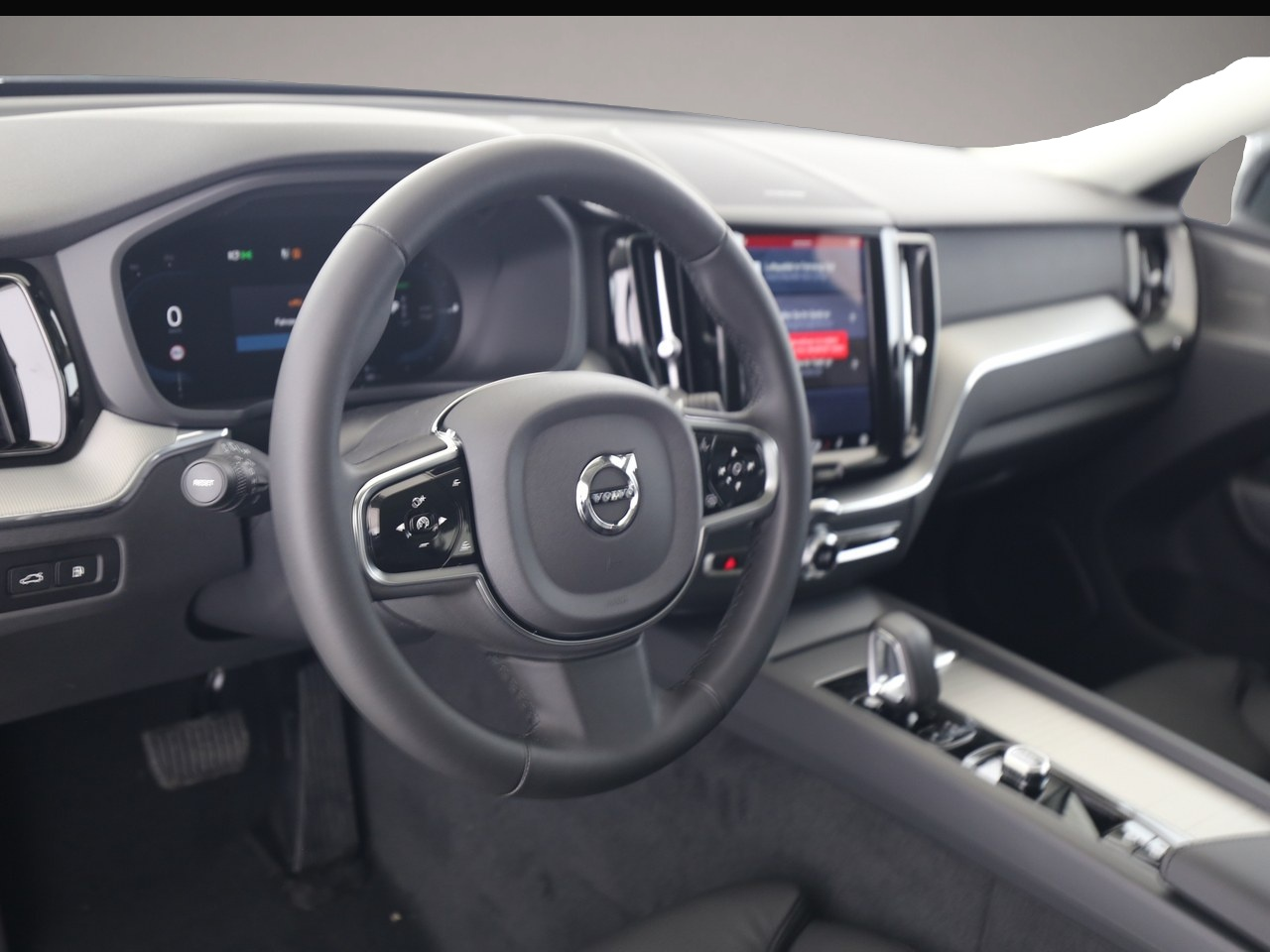 Bild 5 Volvo XC60 Plus Dark Recharge Plug-In Hybrid AWD T6 Tw