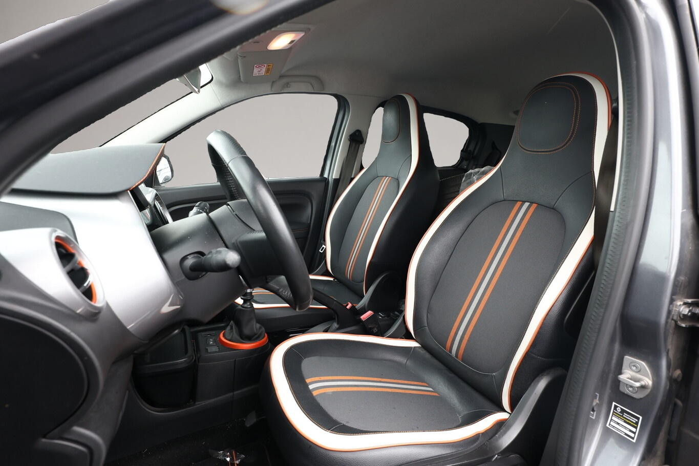 Bild 5 Renault Twingo 0.9 TCe 110 GT PDC SHZ LM17Z CarPlay Temp
