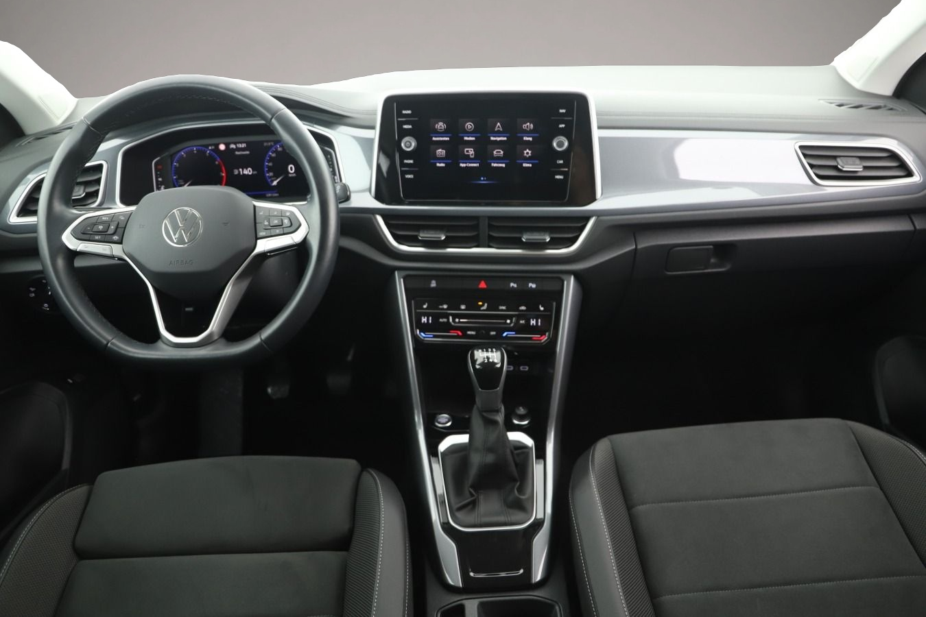 Bild 7 Volkswagen T-Roc 1.0 TSI Style LED+/ACC/Kamera/App/Navi/AHK