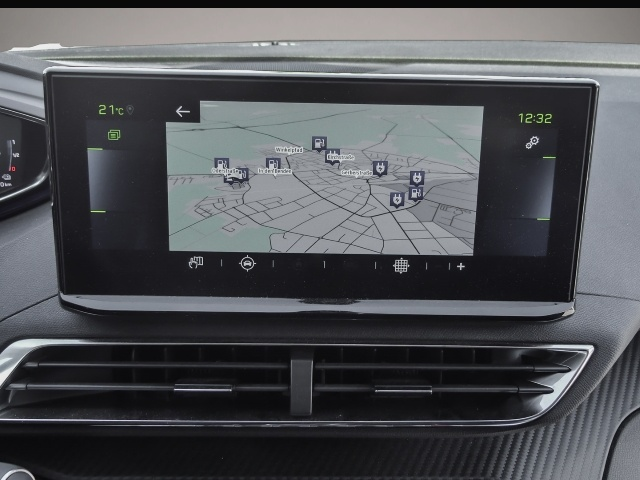Bild 6 Peugeot 3008 Hybrid 225 Allure 1.6 Plug-In EU6d Navi Dig