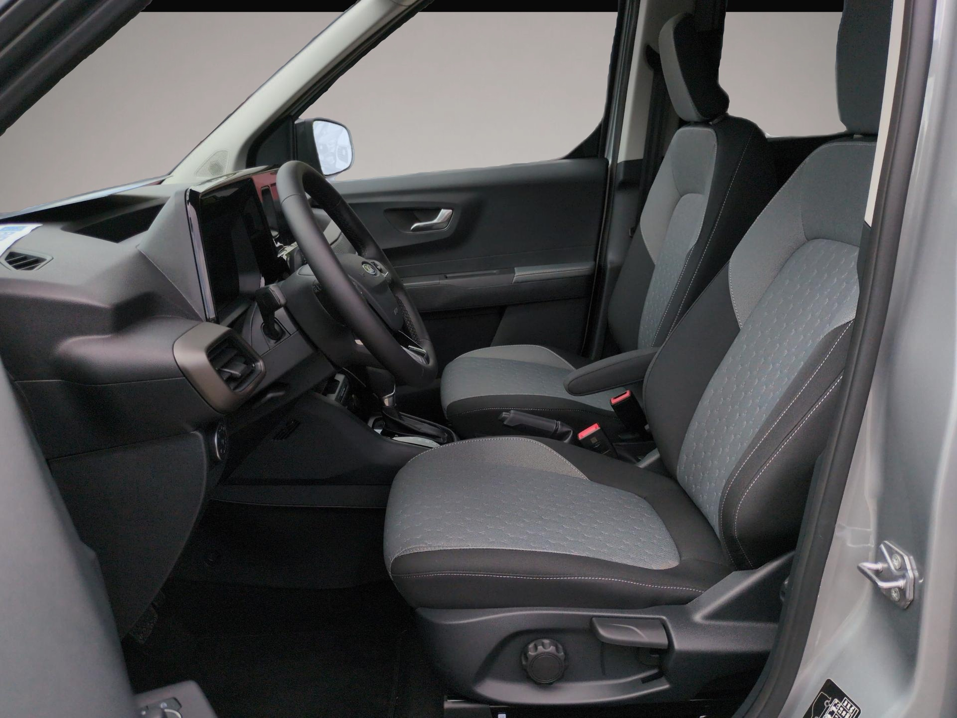 Bild 4 Ford Tourneo Courier Titanium Automatik Bluetooth Kli