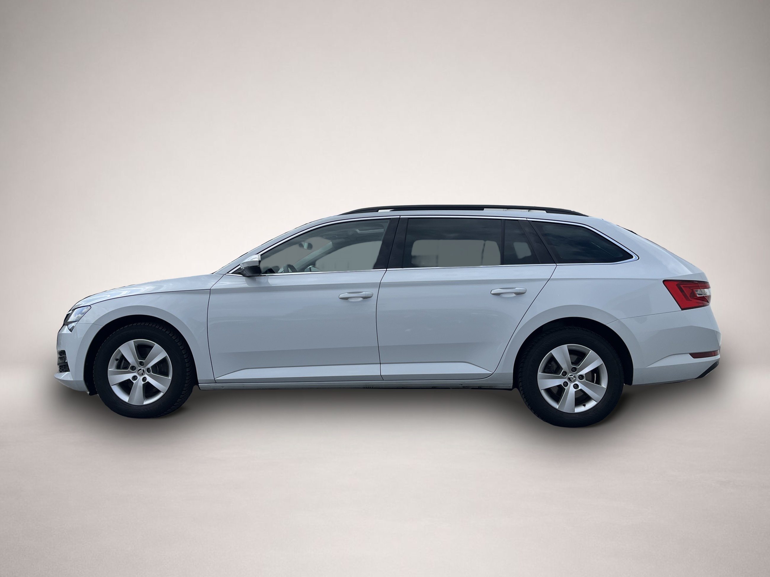 Fotografie Skoda Superb Combi 2.0 TDI DSG Ambition 156¤ m.20% Anz